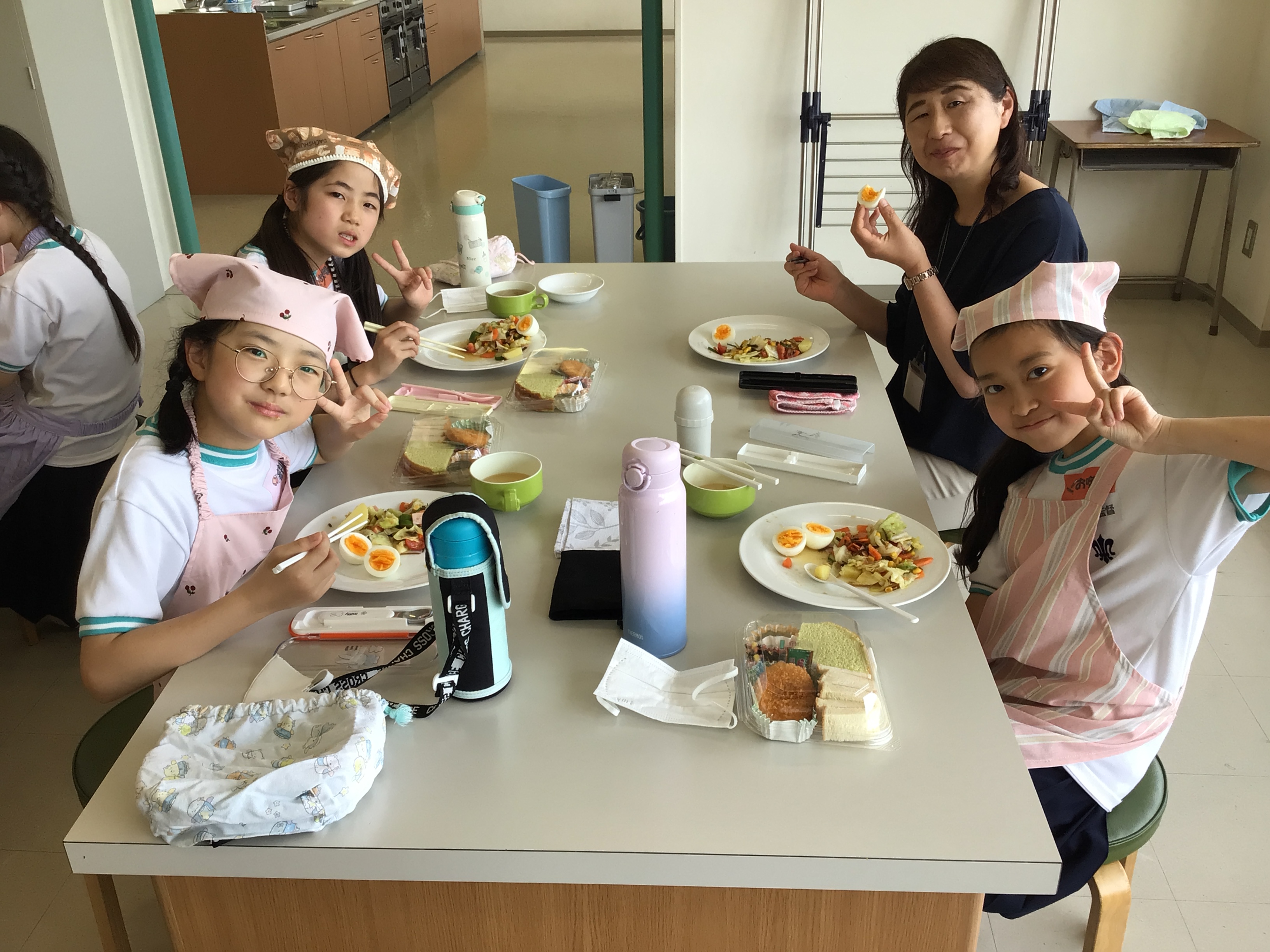 ５月21日（水）５年生またまた調理実習 の投稿