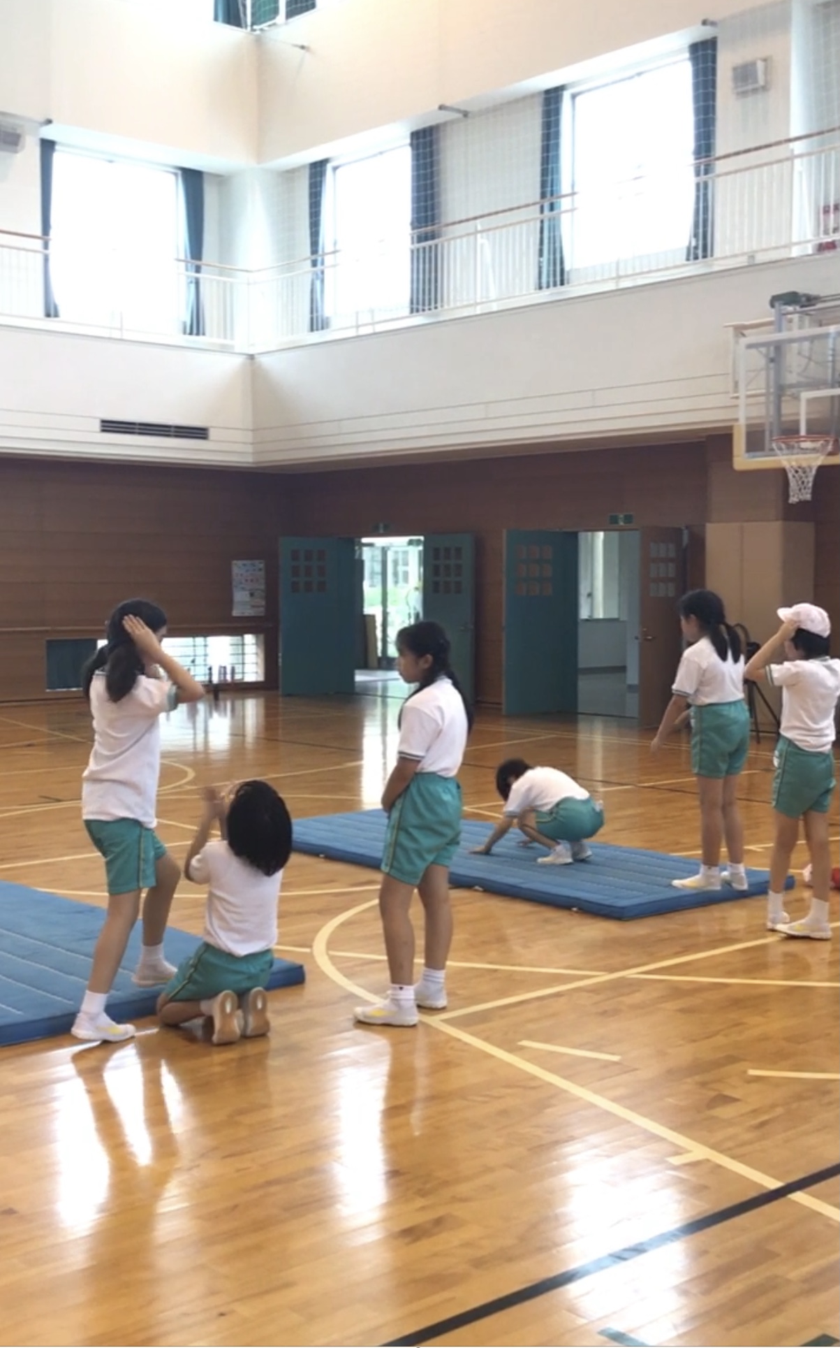 7月14日（月）４年生 マット運動 の投稿